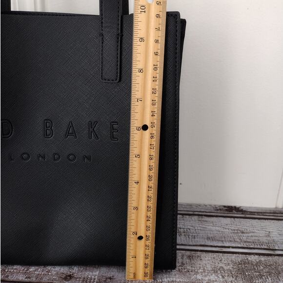 NWT, Ted Baker Crosshatch Small Icon Tote, | Mercari Ted Baker London NEW The Icon Mini Tote Black Crosshatch/Saffiano Vegan Leather